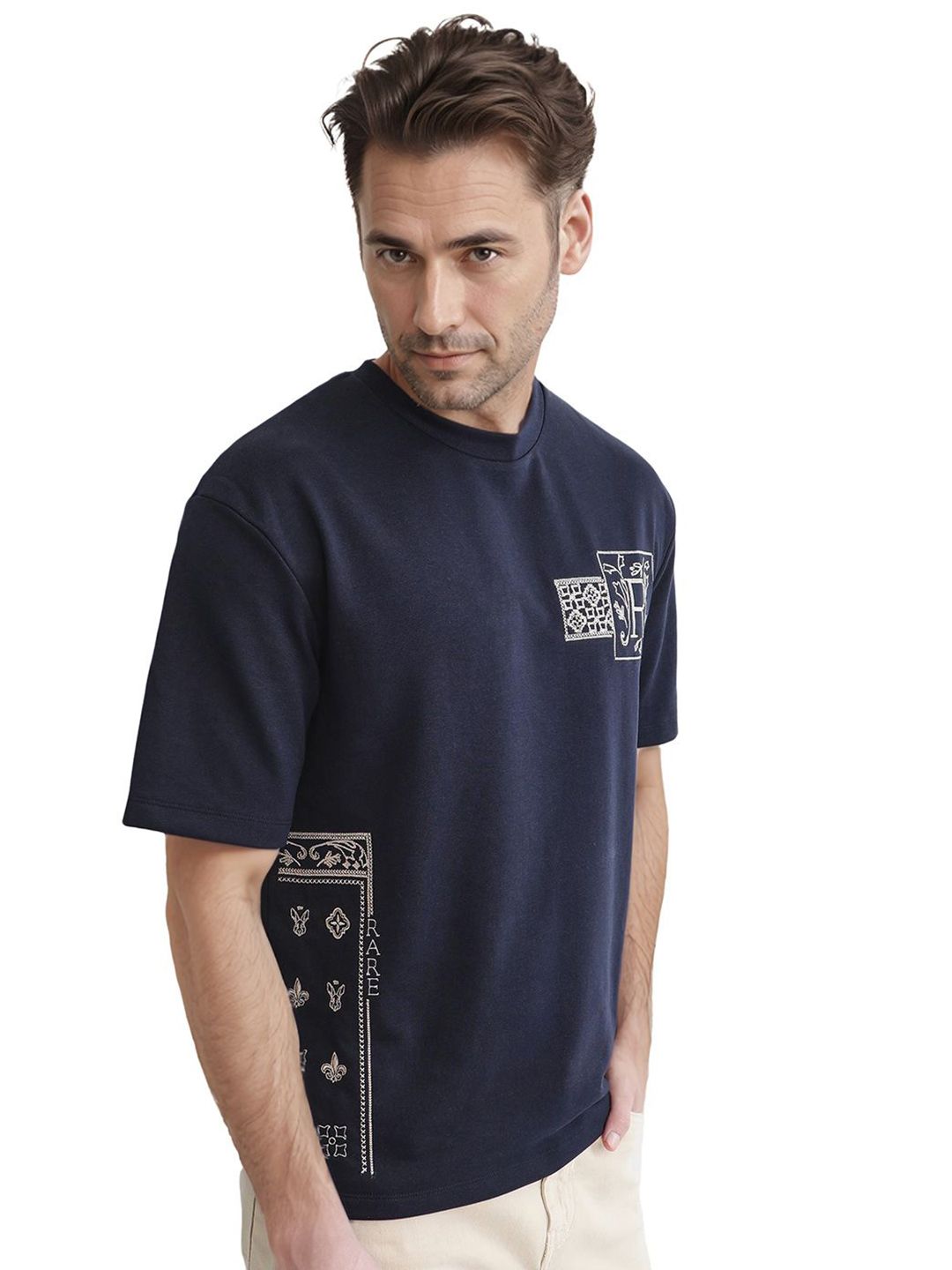 RARE RABBIT Men Graphic Printed Round Neck Slim Fit T-shirt