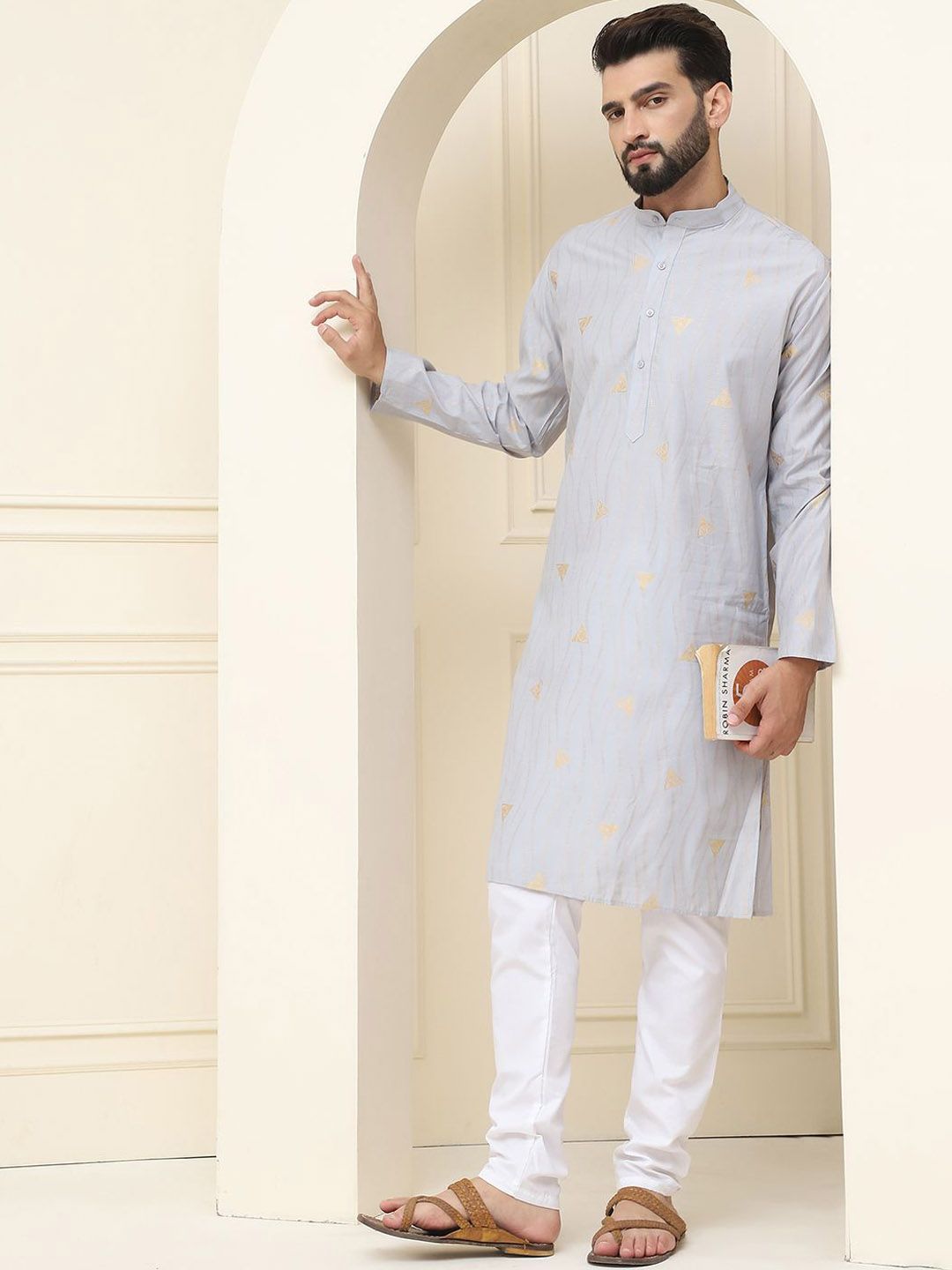 SOJANYA Geometric Woven Design Mandarin Collar Silk Cotton Straight Kurta dengan Piyama