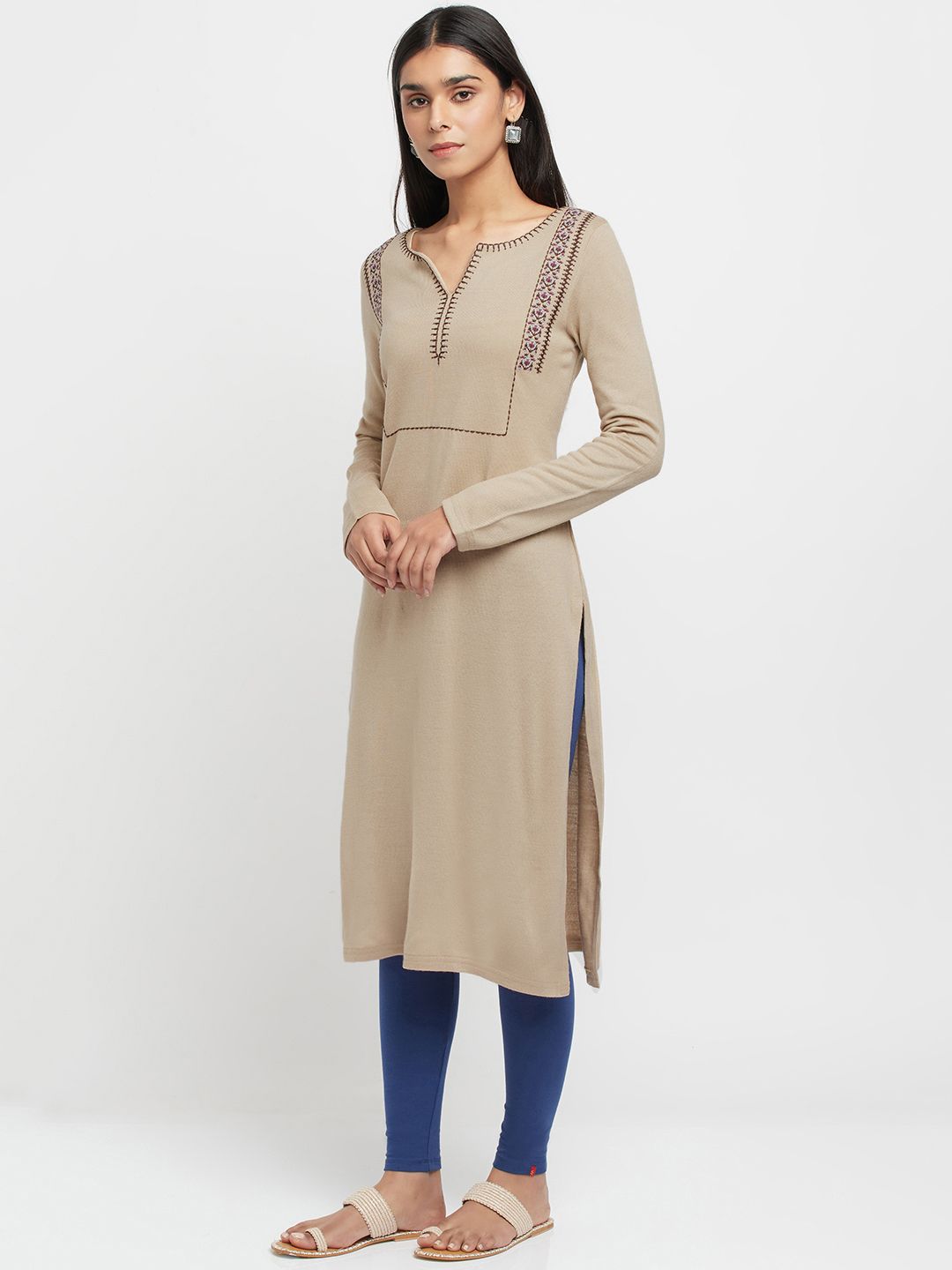 W Floral Embroidered Thread Work Acrylic Straight Kurta