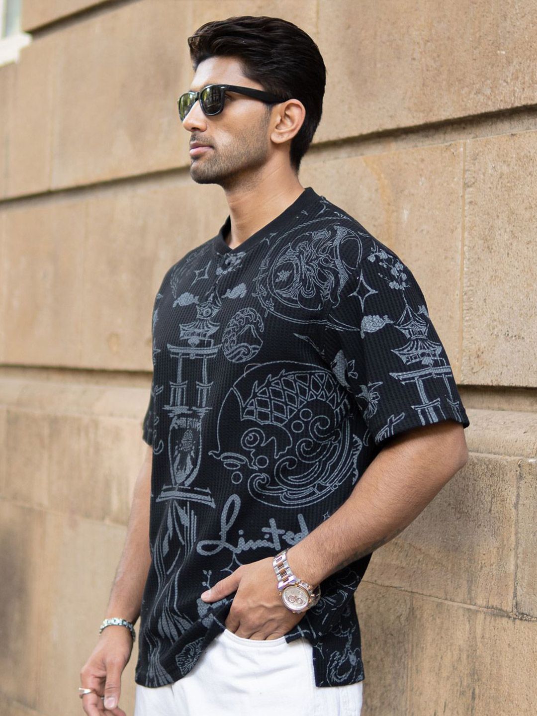 Powerlook Japanese Printed Henley Collar Drop-Shoulder Sleeves T-shirt