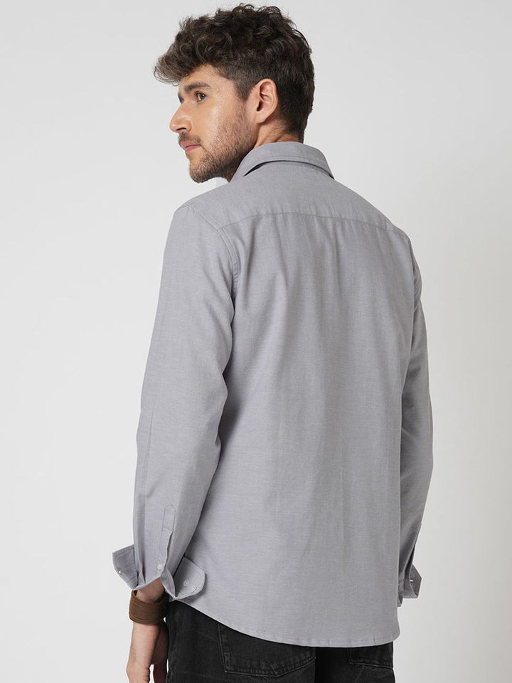 VASTRADO Men Classic Slim Fit Solid Cutaway Collar Cotton Casual Shirt