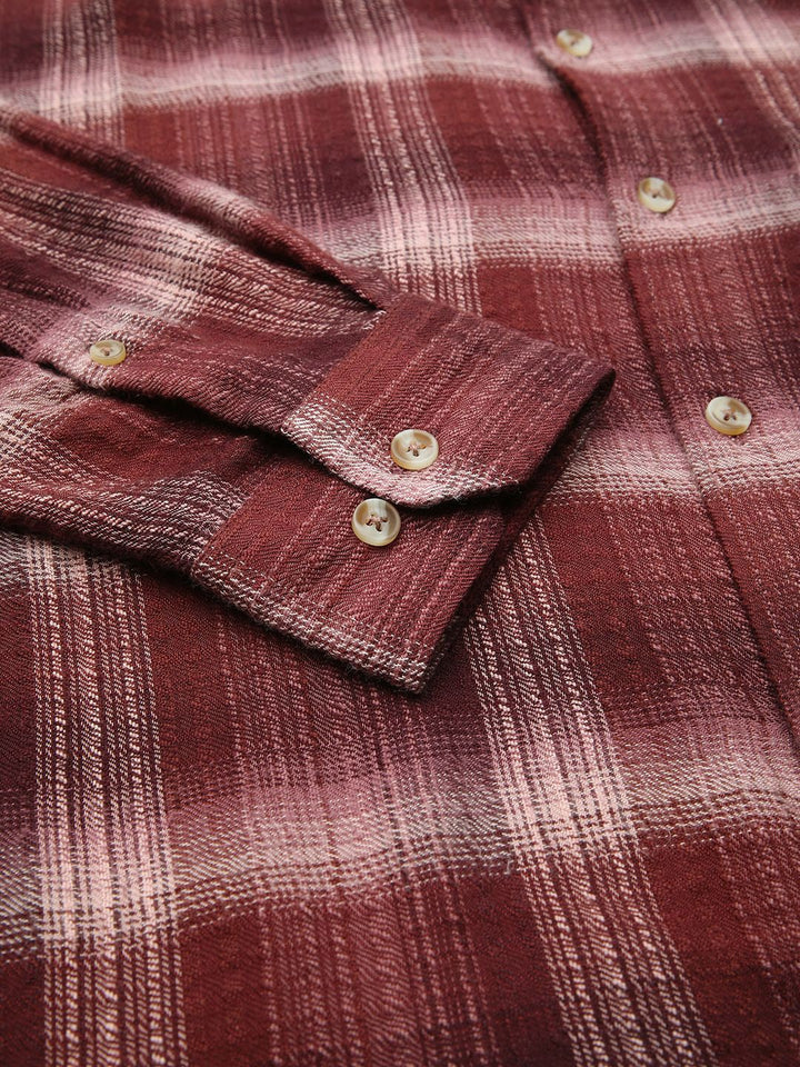 VASTRADO Men Classic Spread Collar Checked Cotton Slim Fit Casual Shirt