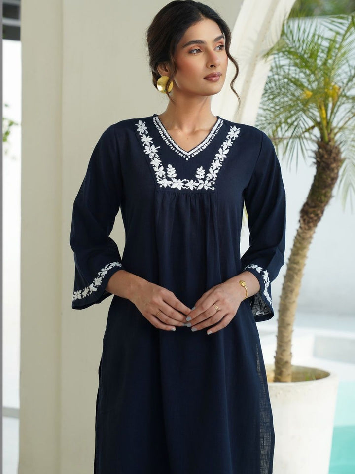 House of Chikankari Women 2 Pieces Regular Pure Cotton Kurta with Trousers Set