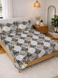 KLOTTHE Grey & White Printed 300 TC Double Bedsheet With 2 Pillow Covers- 2.5 m x 2.25 m