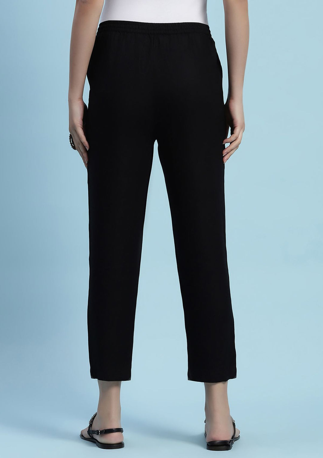 House of Chikankari Women Black Rayon Solid Pant