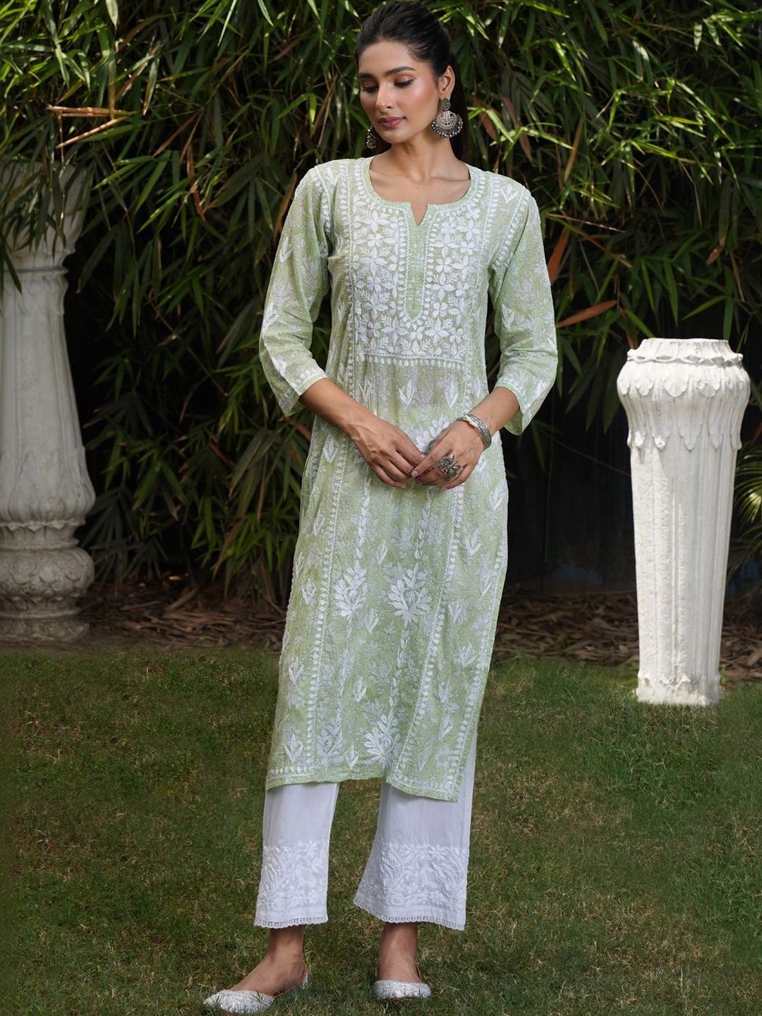 Rumah Wanita Chikankari Sulam Kurta Chikankari