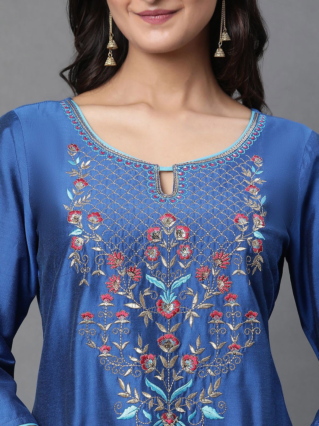 AURELIA Women Geometric Thread Work Kurta