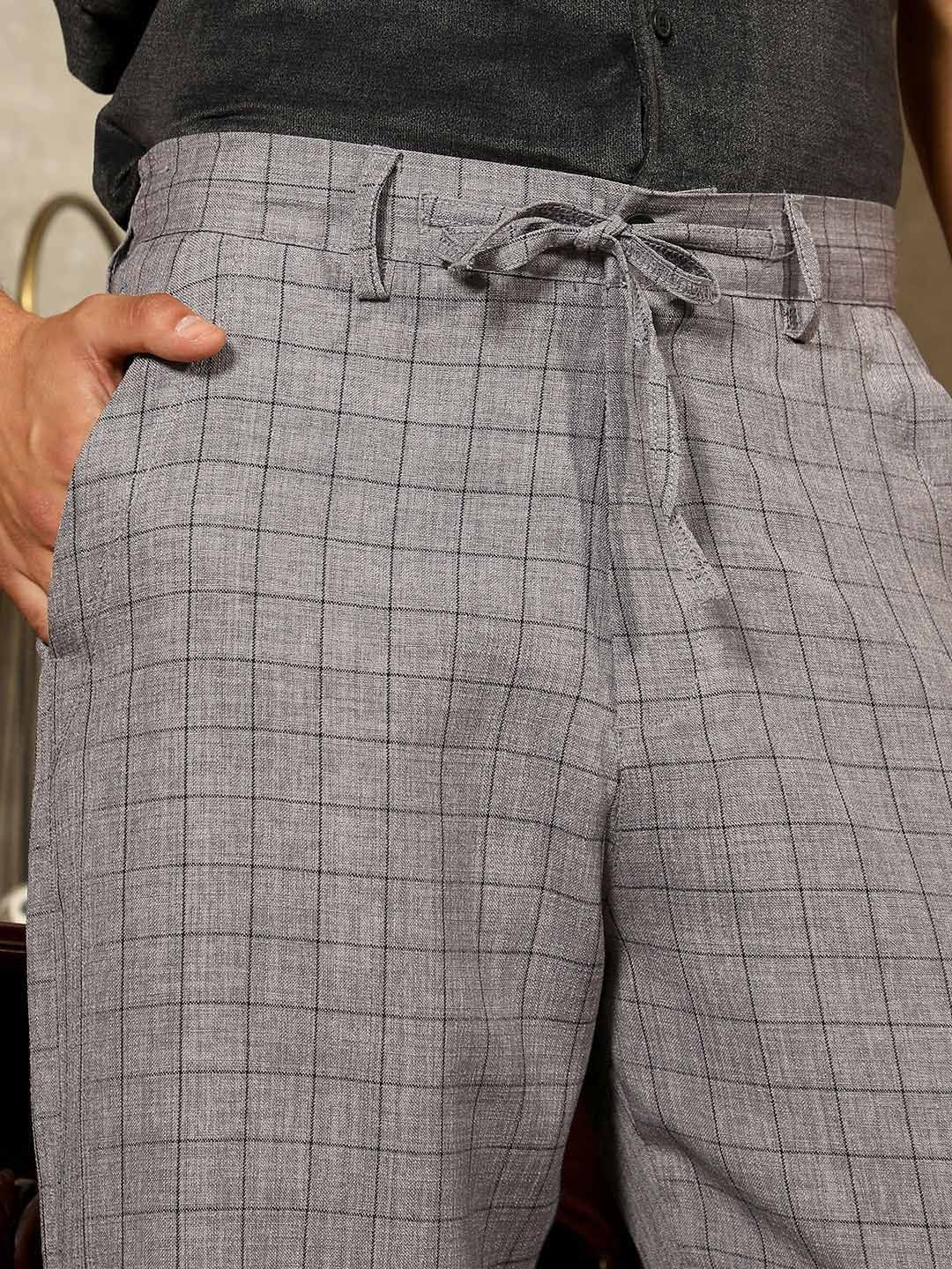 Campus Sutra Men Comfort Checked Relaxed Fit Mid-Rise Trousers