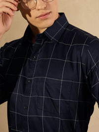 DENNISON Men Smart Spread Collar Windowpane Checked Cotton Formal Shirt