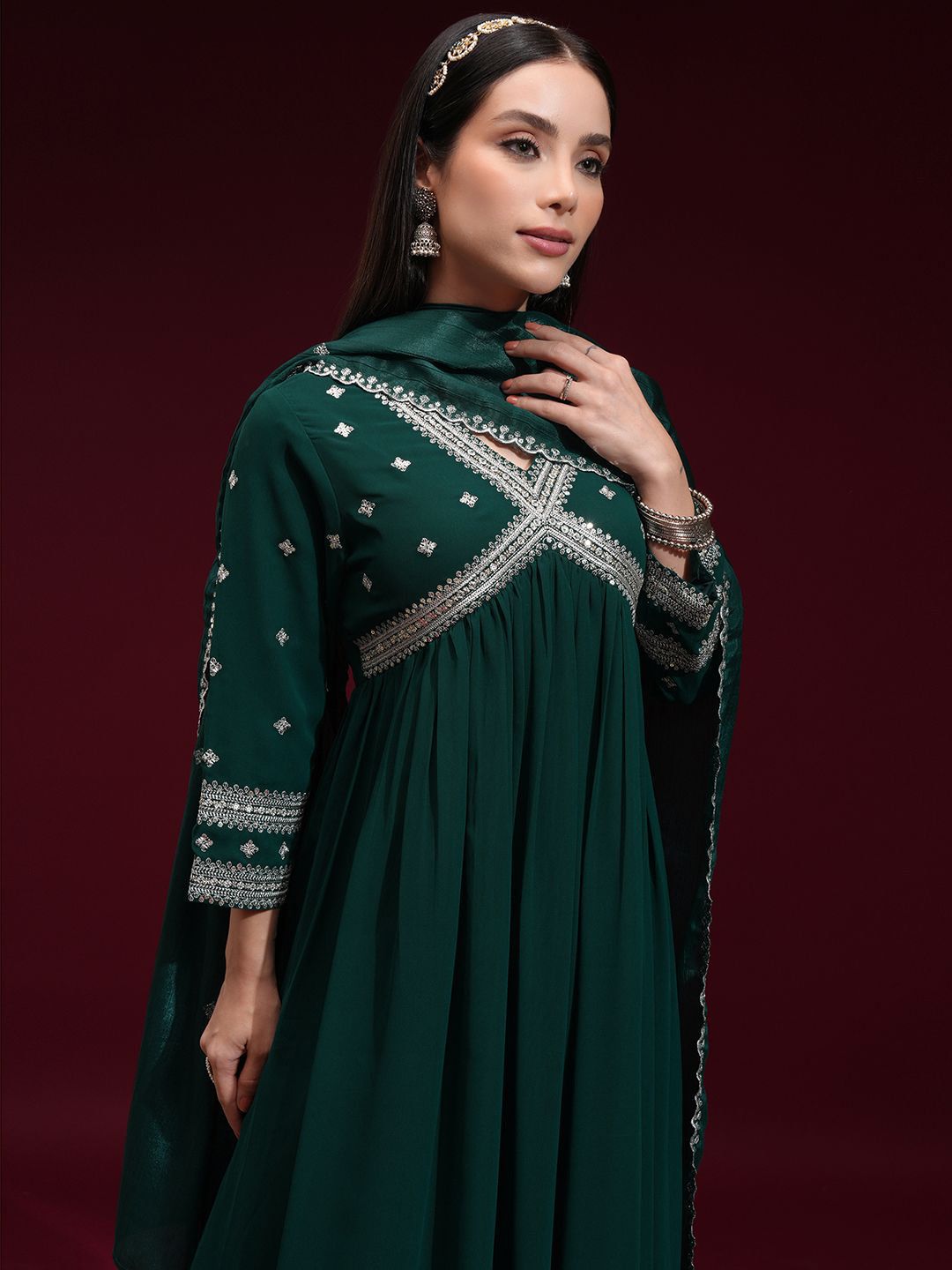 Vishudh Women Embroidered Kurta with Pant and Chinon Chiffon Dupatta