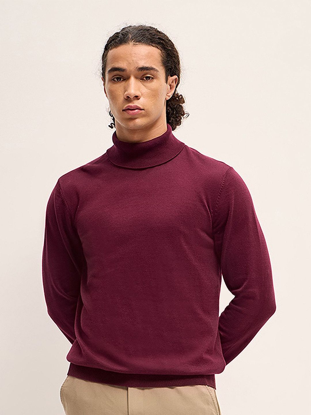 THE BEAR HOUSE Men Solid Turtle Neck T-Shirt