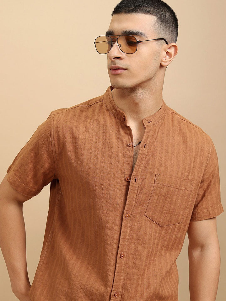 Highlander Men Dobby Textured Solid Casual Regular Fit Shirt