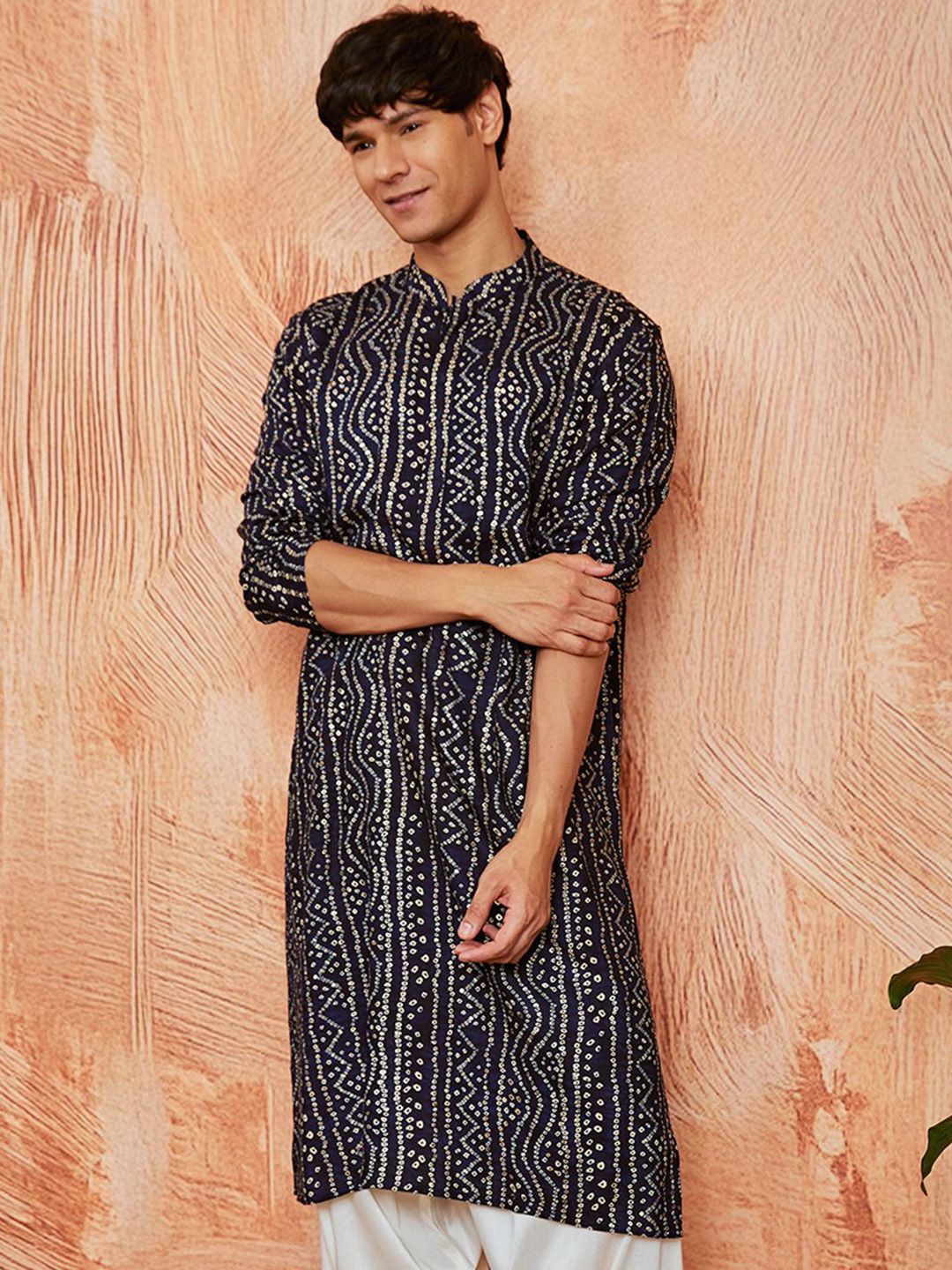 VASTRAMAY Bandhani Printed Mandarin Collar Straight Kurta