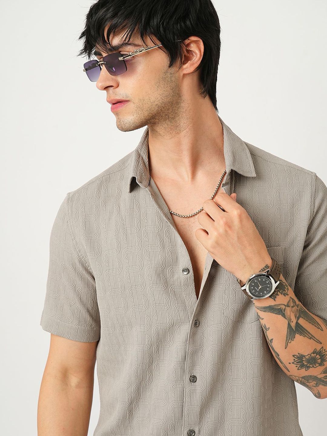 VASTRADO Men Classic Spread Collar Textured Slim Fit Casual Shirt