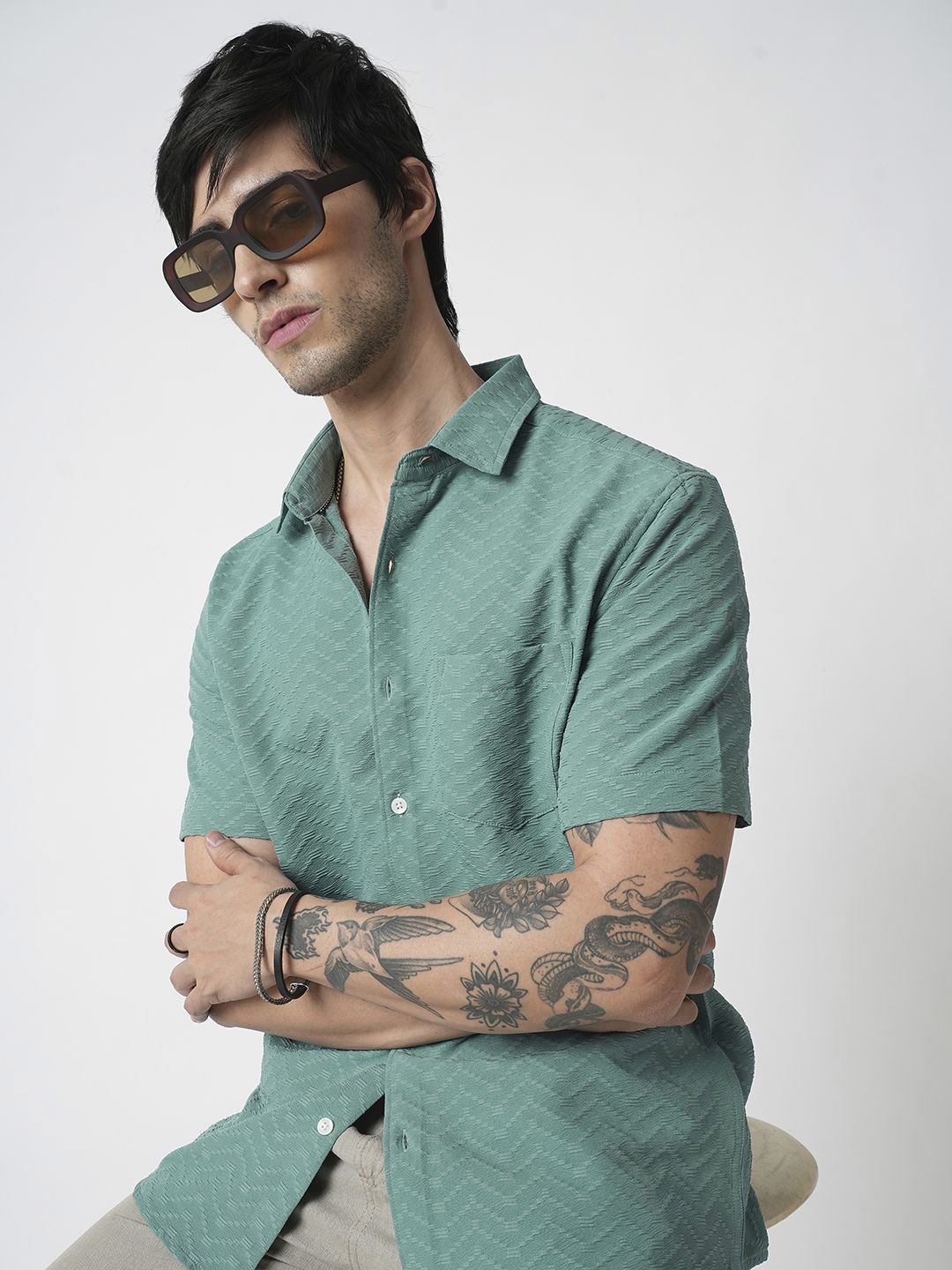 VASTRADO Men Classic Spread Collar Solid Slim Fit Casual Shirt