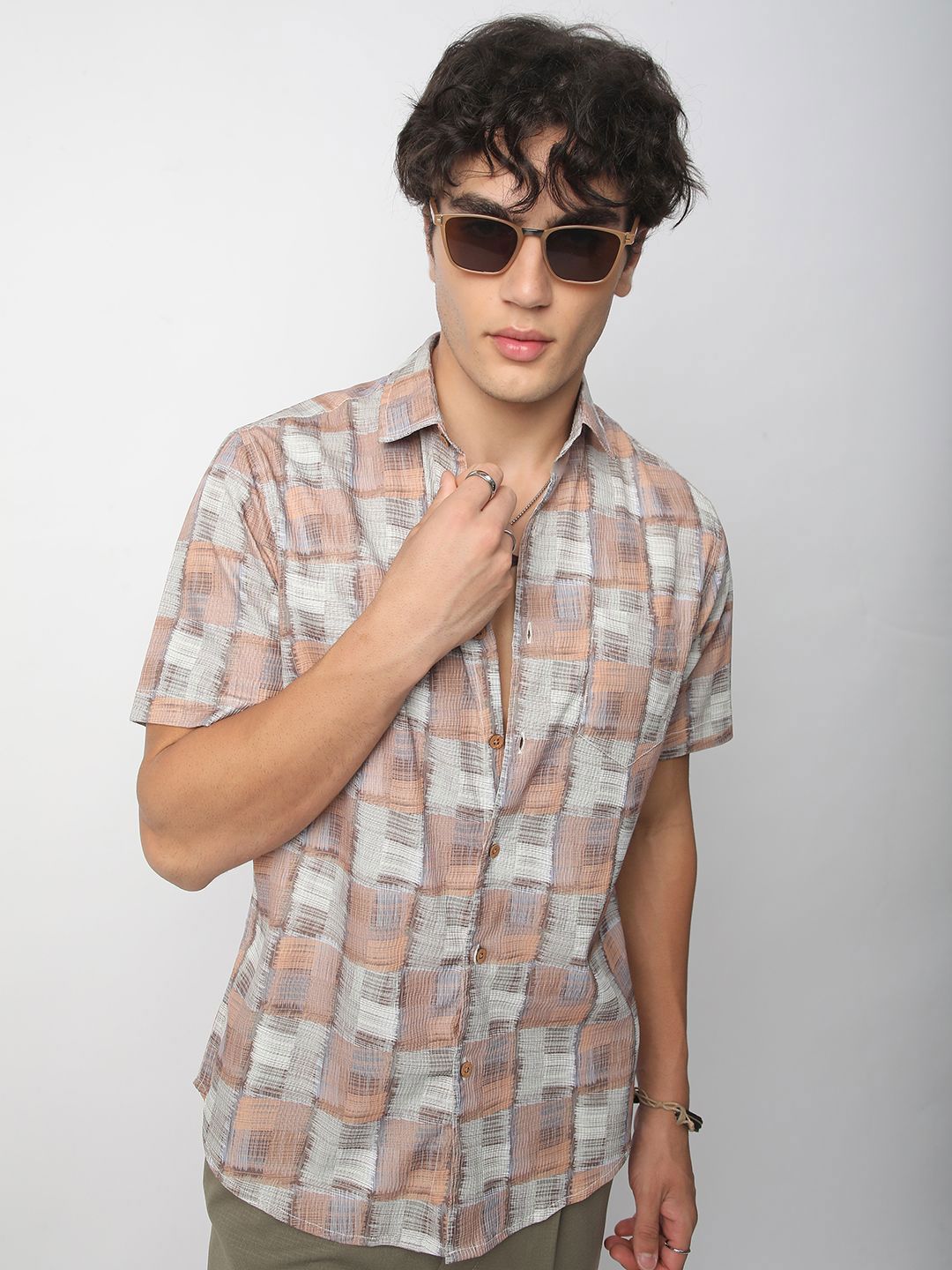 VASTRADO Men Classic Spread Collar Geometric Printed Cotton Slim Fit Casual Shirt