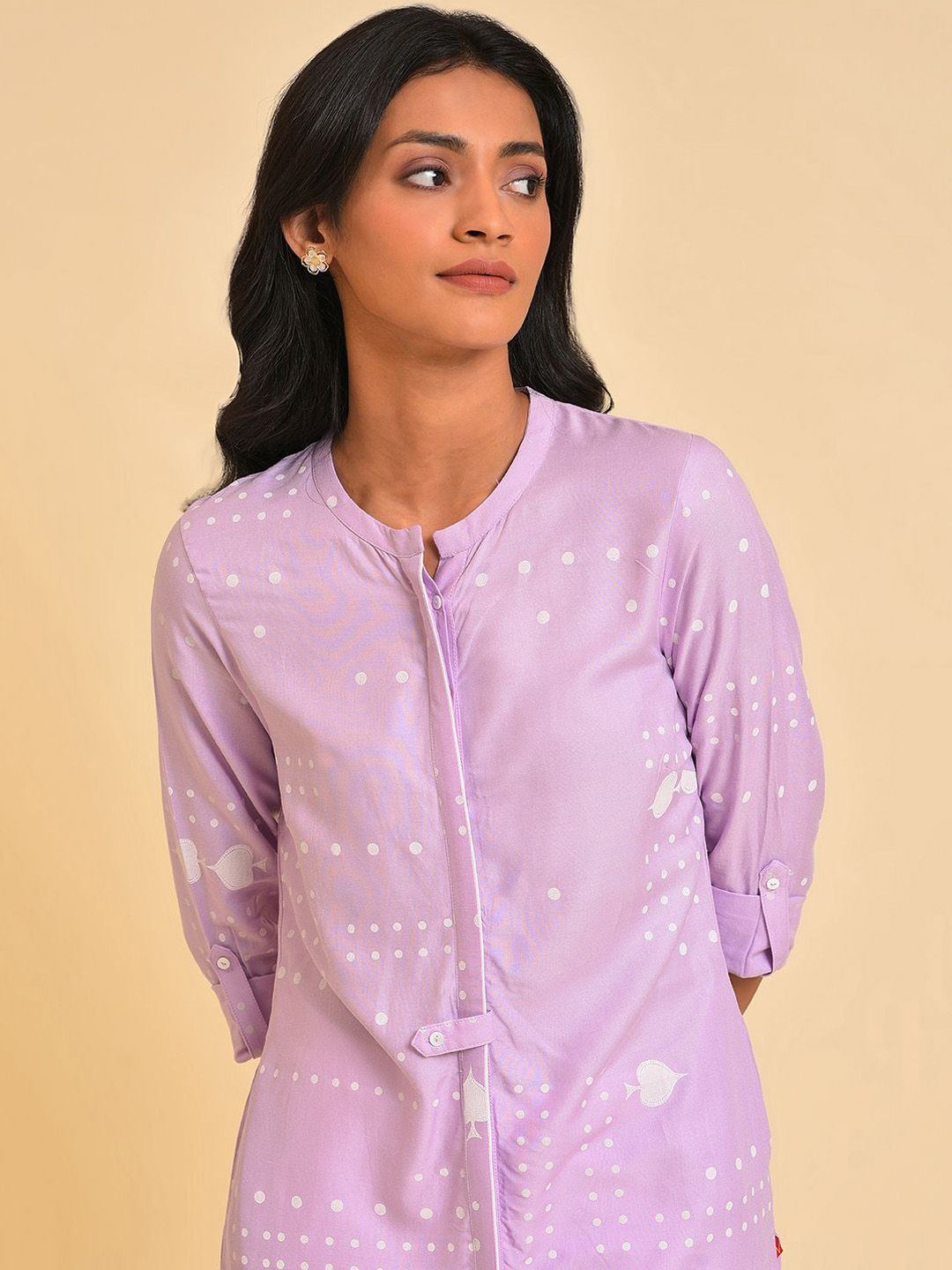 W Women Geometric Printed Mandarin Collar Roll-Up Sleeves Straight Kurta