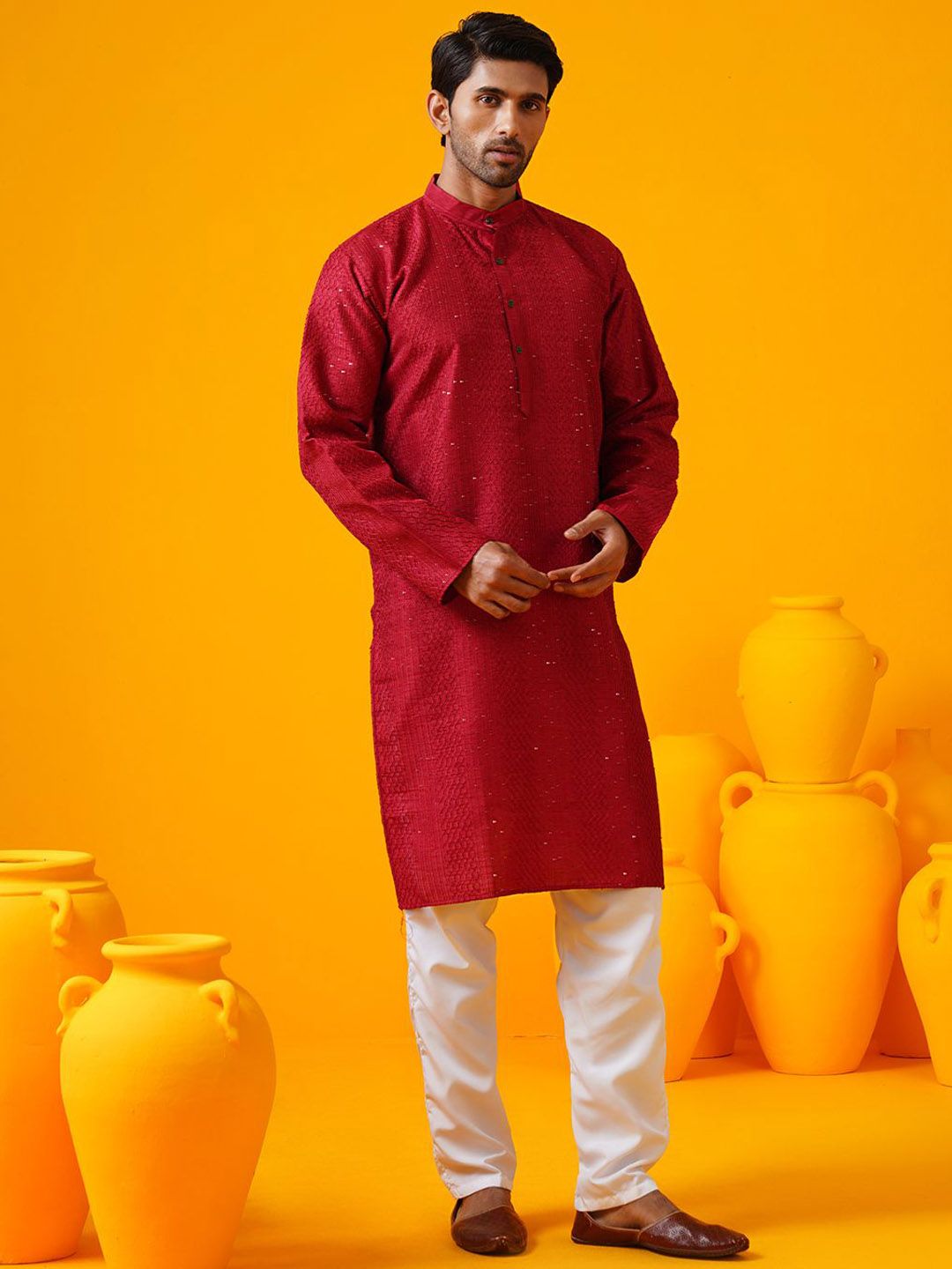 SOJANYA Benang Kolar Bersulam Geometrik Bekerja Kurta Lurus