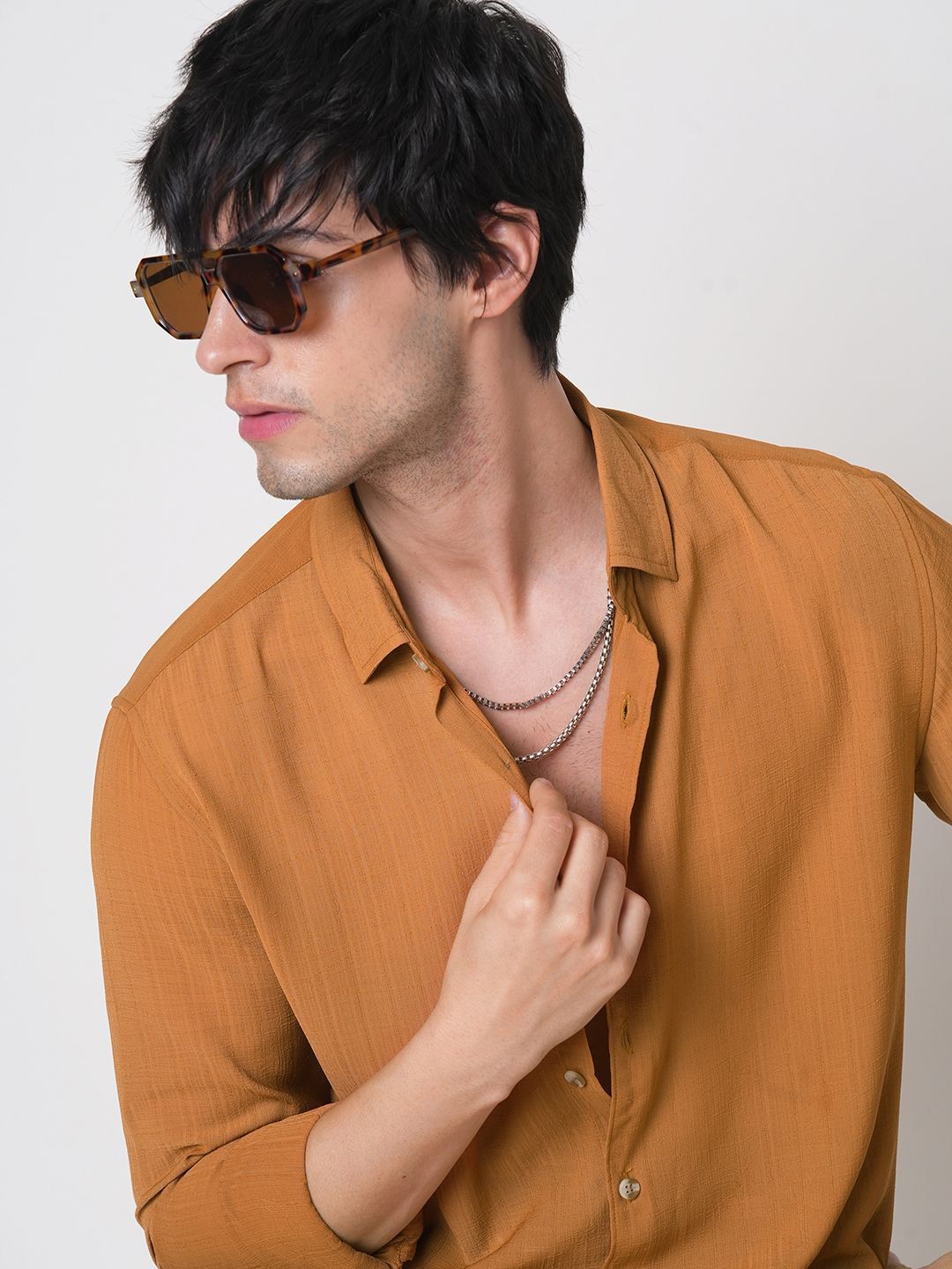 VASTRADO Men Classic Spread Collar Textured Slim Fit Casual Shirt