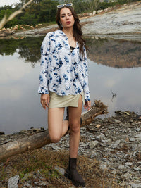 Campus Sutra Women Comfort Spread Collar Floral Printed Oversized Casual Shirt