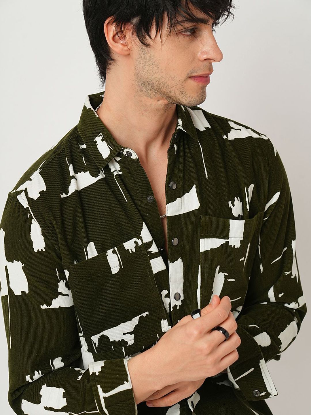 VASTRADO Men Classic Spread Collar Abstract Printed Cotton Slim Fit Casual Shirt