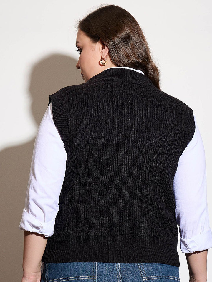 SASSAFRAS Curve Women V-Neck Sleeveless Sweater Vest