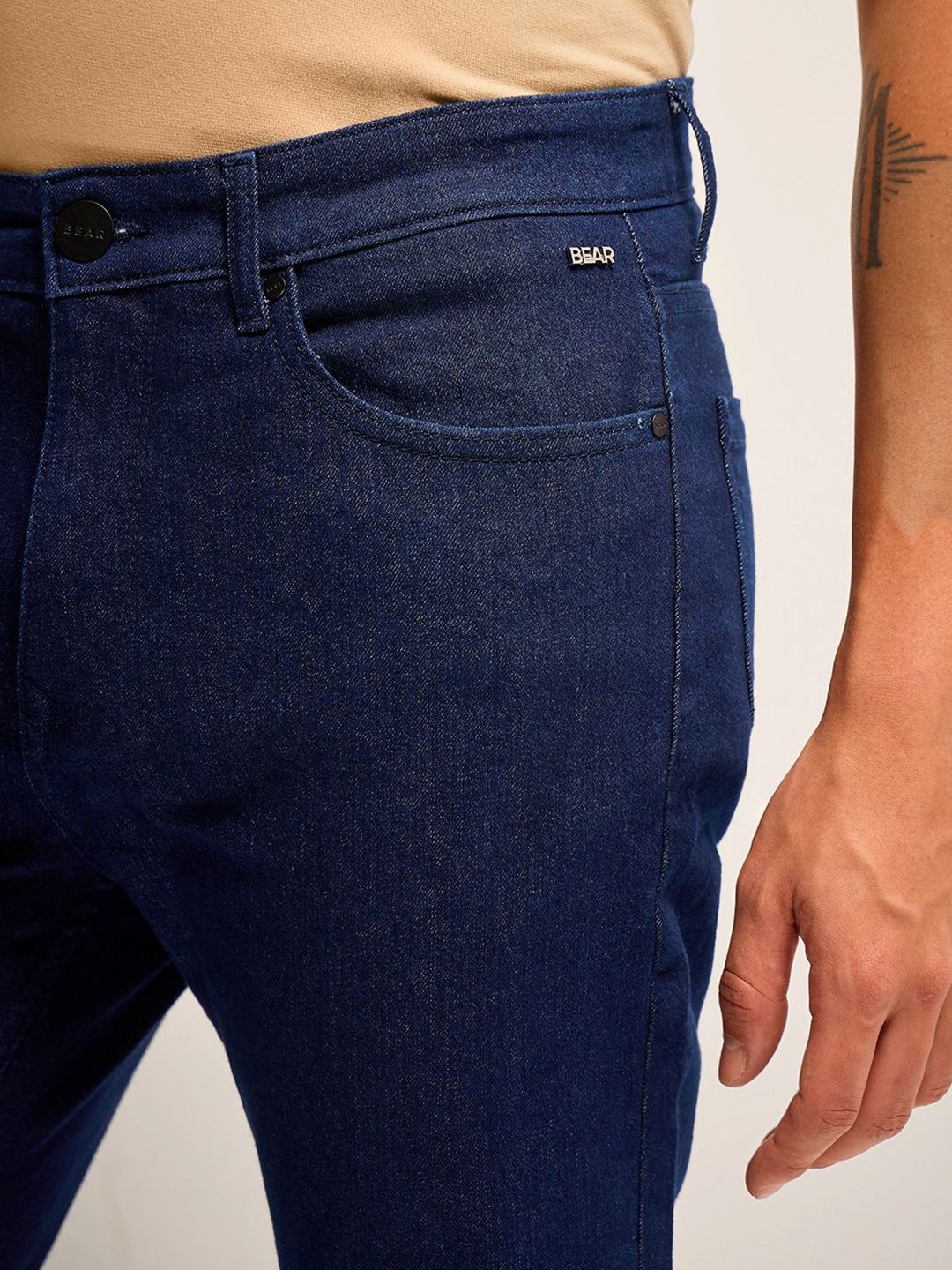 THE BEAR HOUSE Men Slim Fit Clean Look Stretchable Jeans