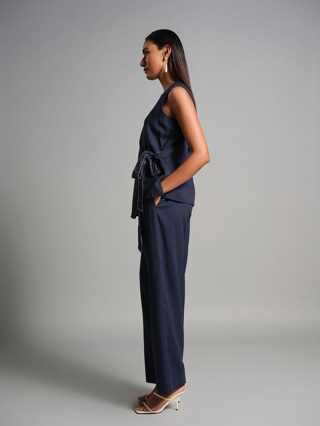 AND V-Neck Sleeveless Tunic With Trouser