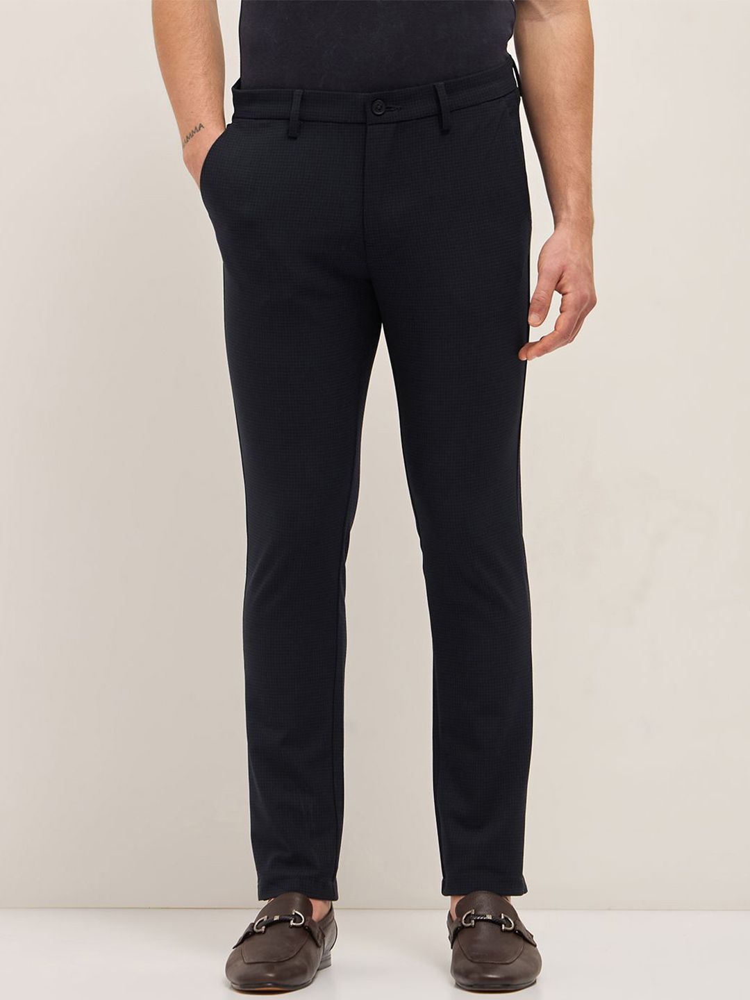 THE BEAR HOUSE Men Checked Slim Fit Trousers