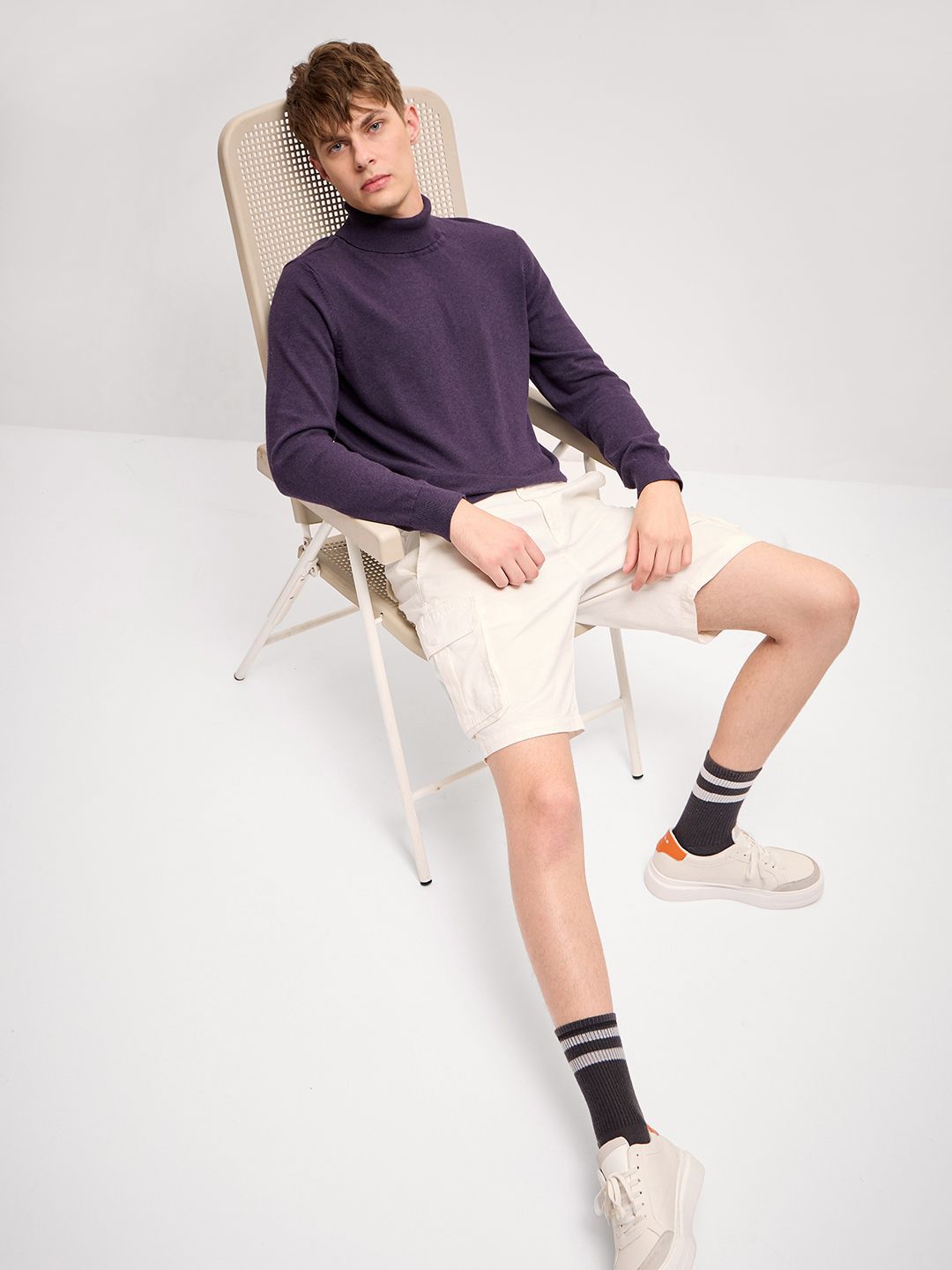 THE BEAR HOUSE Men Solid High Neck Cotton T-shirt