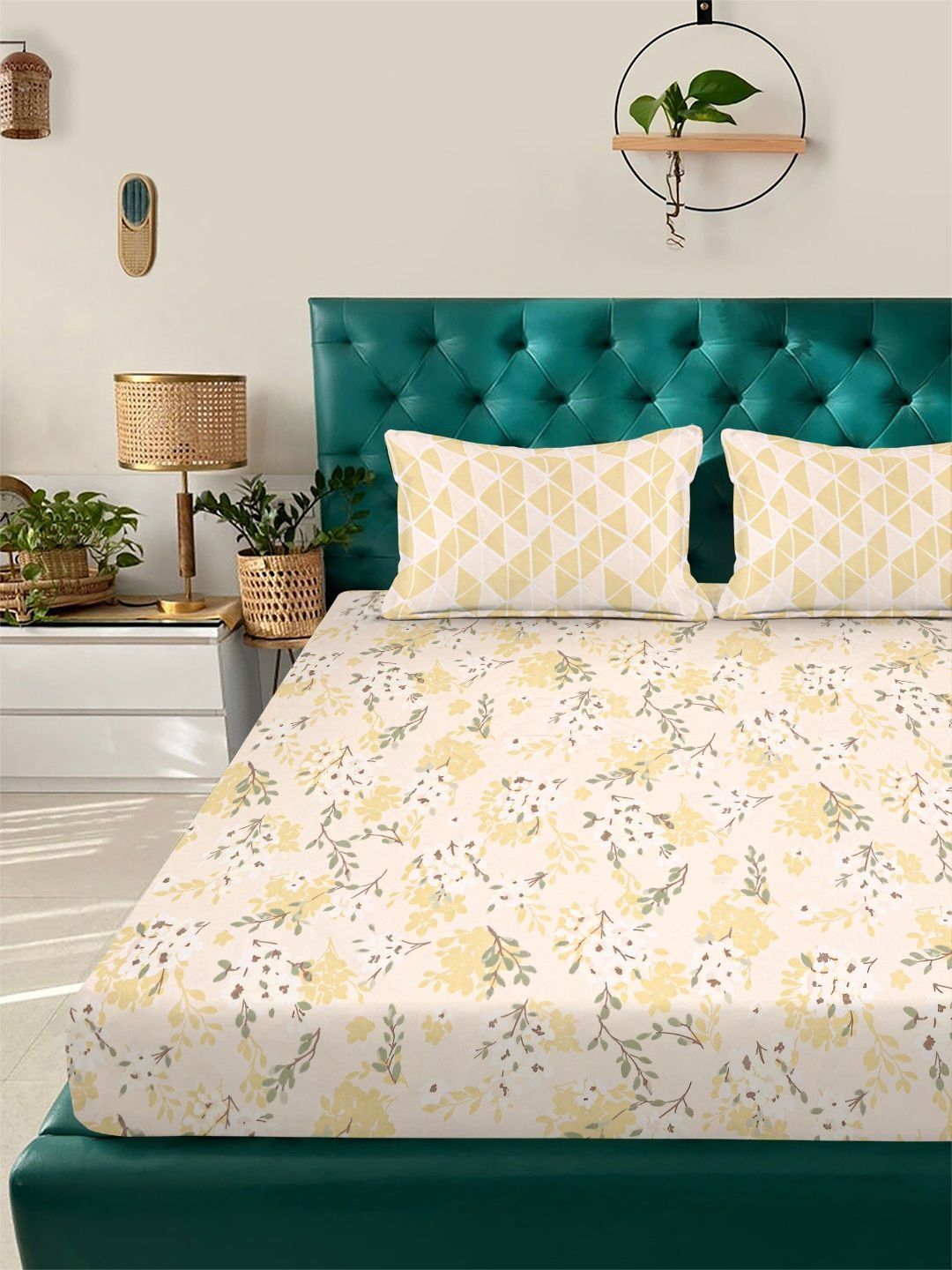 Myntra Elegant Homes Yellow Floral 300 TC King Cadar dengan 2 Sarung Bantal