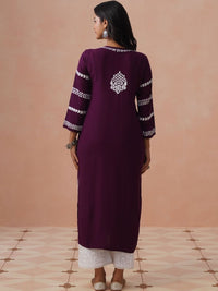 Rumah Wanita Chikankari Motif Etnik Bersulam Kurta Chikankari