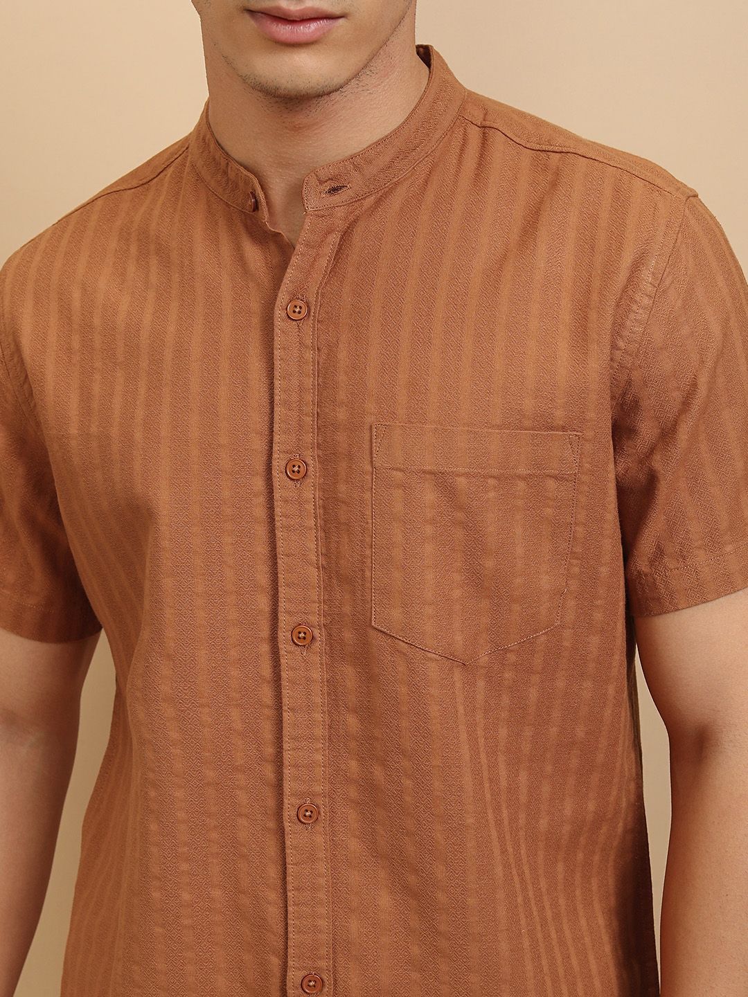 Highlander Men Dobby Textured Solid Casual Regular Fit Shirt
