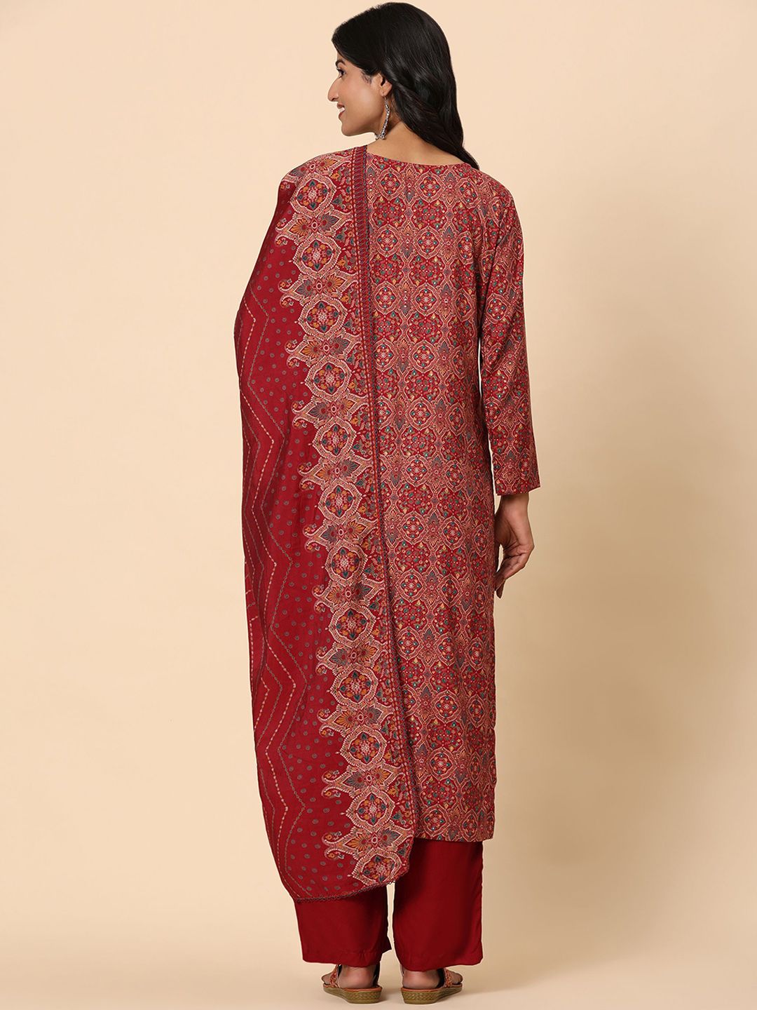 Mamicha Women Floral Printed Regular Thread Work Pure Cotton Kurta with Palazzos & With Dupatta