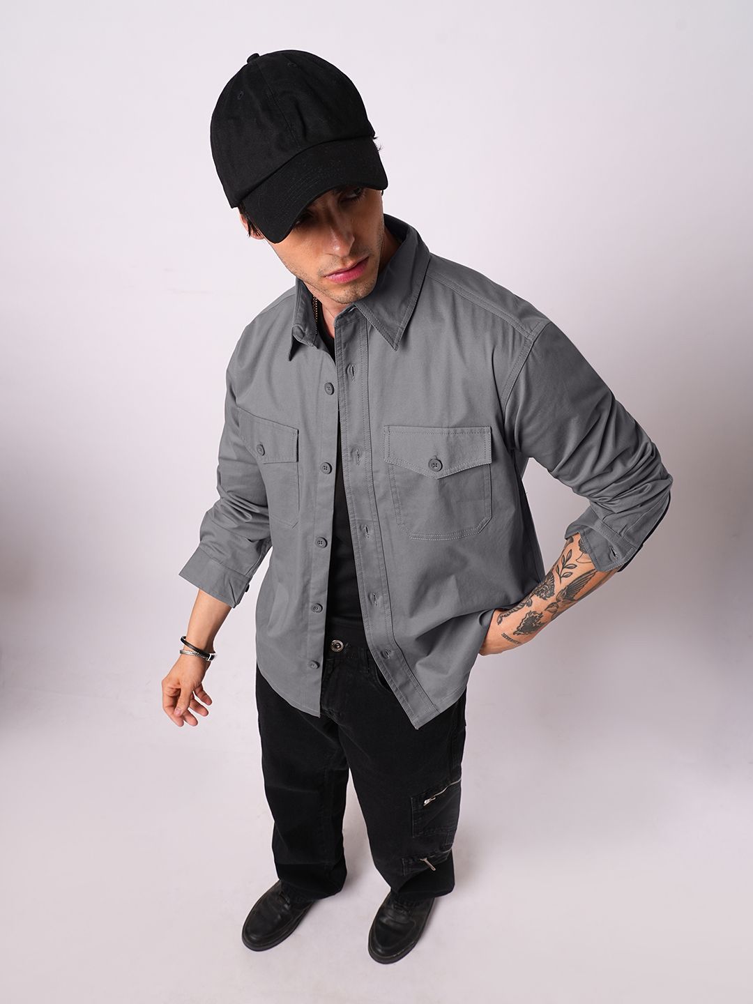 VASTRADO Men Classic Fit Solid Spread Collar Cotton Casual Shirt