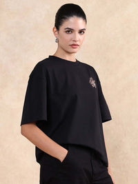 Rareism Women Graphic Graphic Printed Neck Cotton T-Shirt Berkekalan