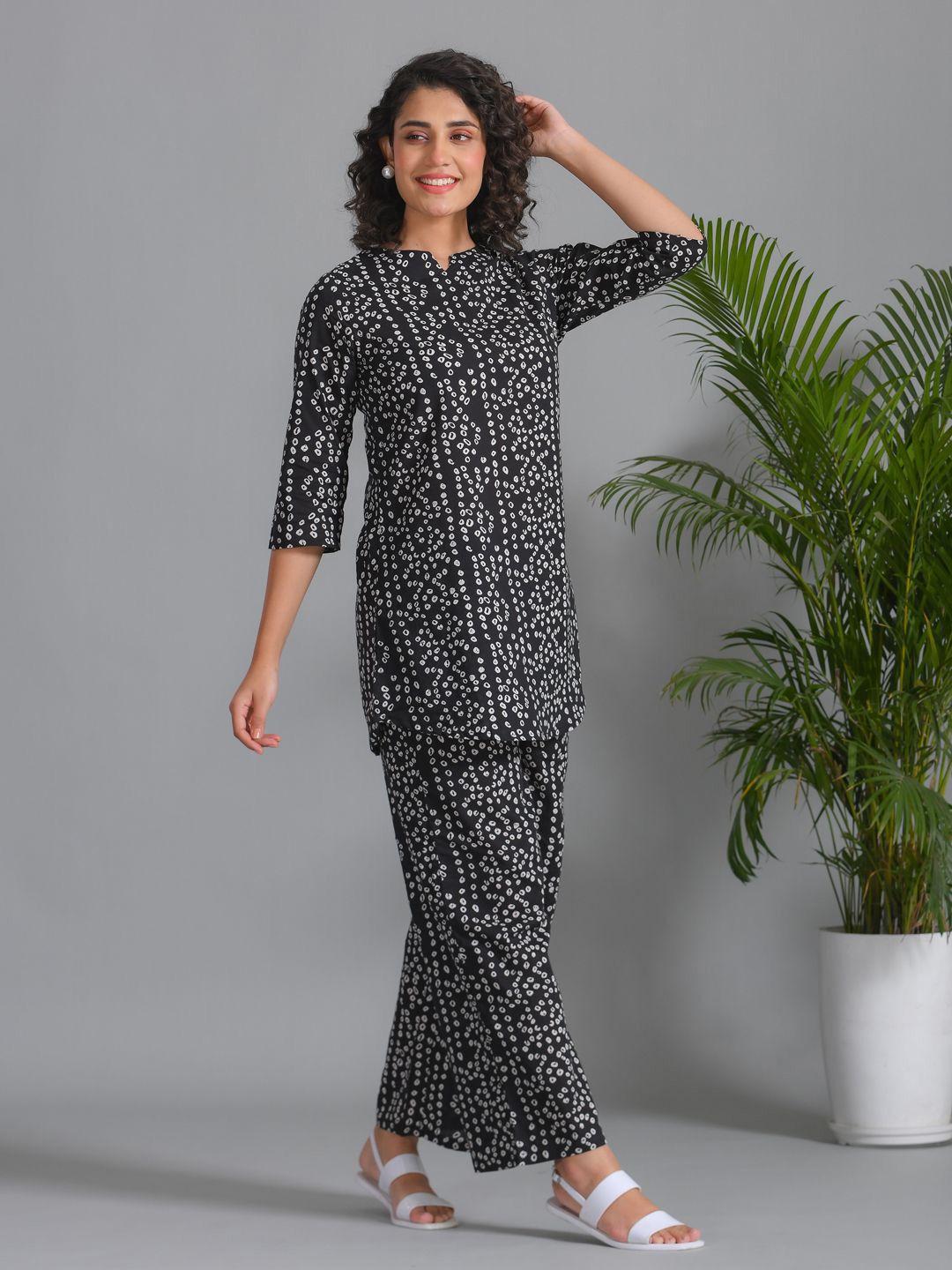 SANSKRUTIHOMES Women Printed Pure Cotton Night suit