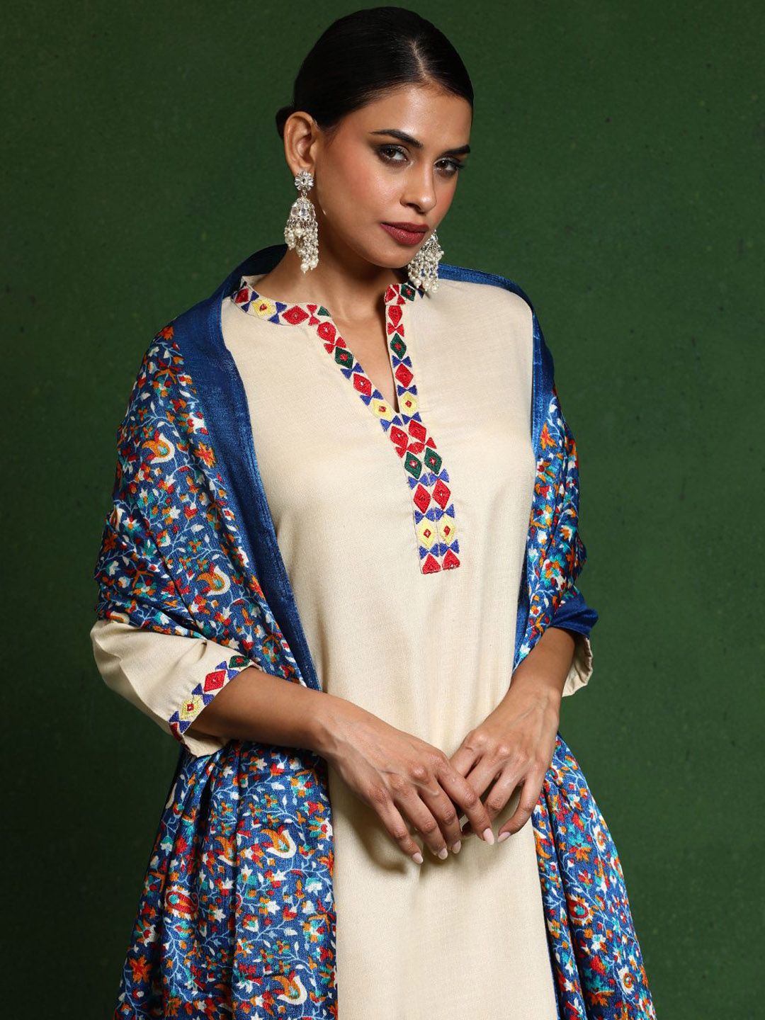 Varanga Embroidered Thread Work Mandarin Collar Straight Kurta with Trousers & Dupatta