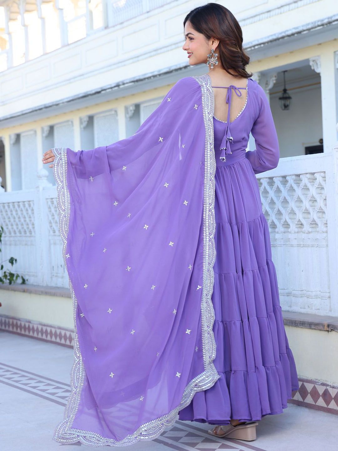 Wanita Kalini berlapis kurta dengan seluar & dengan dupatta