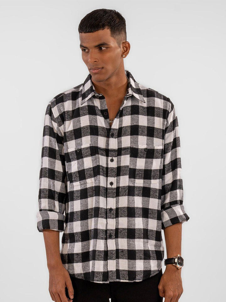 Eszett Men Buffalo Checked Spread Collar Baju Kasual