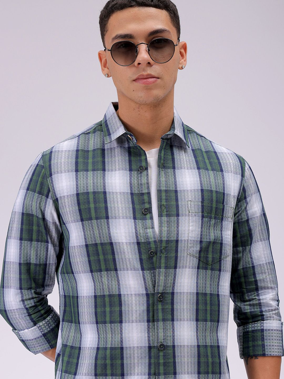 The Indian Garage Co Men Cutaway Collar Checked Cotton Slim Fit Casual Shirt