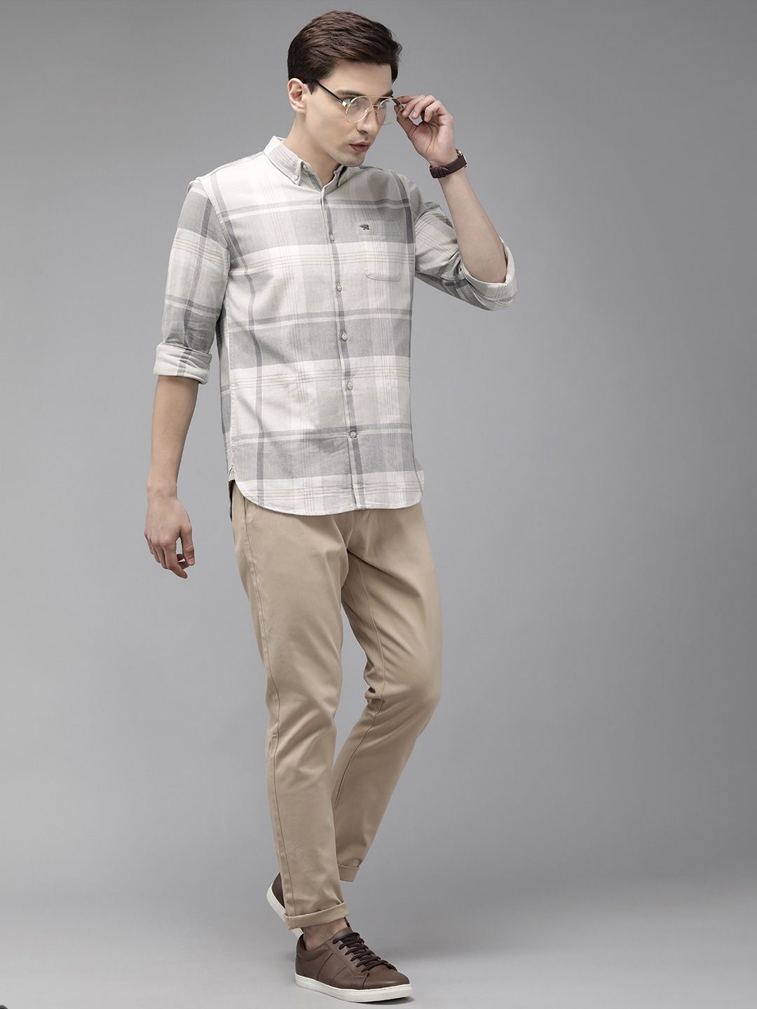 THE BEAR HOUSE Men Grey Slim Fit Pure Cotton Checked Casual Shirt