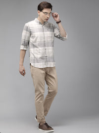 THE BEAR HOUSE Men Grey Slim Fit Pure Cotton Checked Casual Shirt