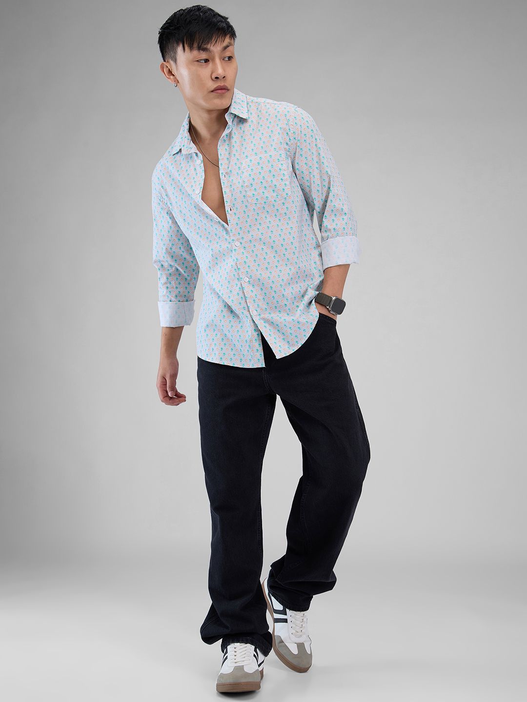 VASTRADO Men Classic Cutaway Collar Conversational Printed Cotton Slim Fit Casual Shirt
