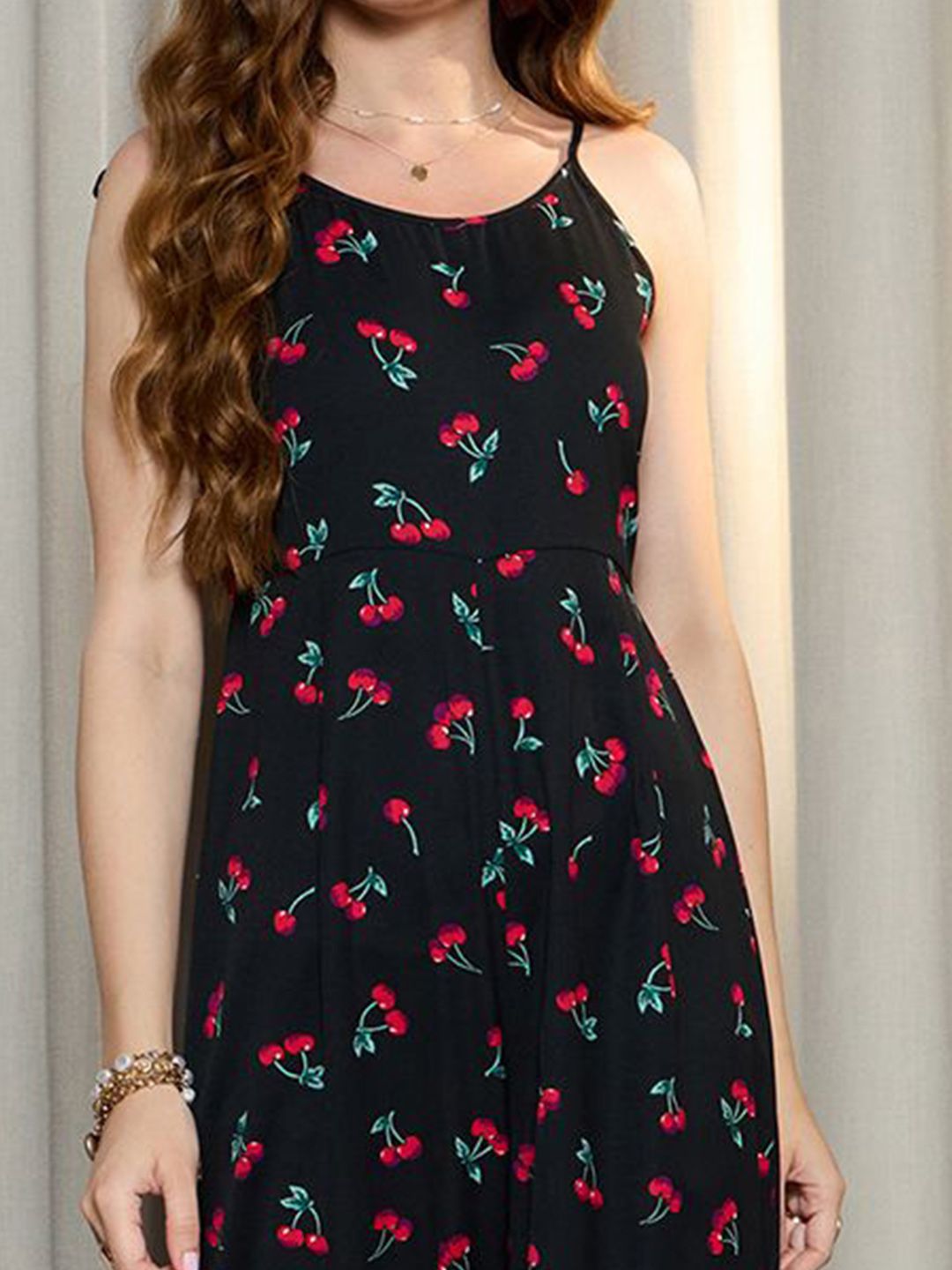 Berrylush Floral Printed Shoulder Straps Basic Jumpsuit