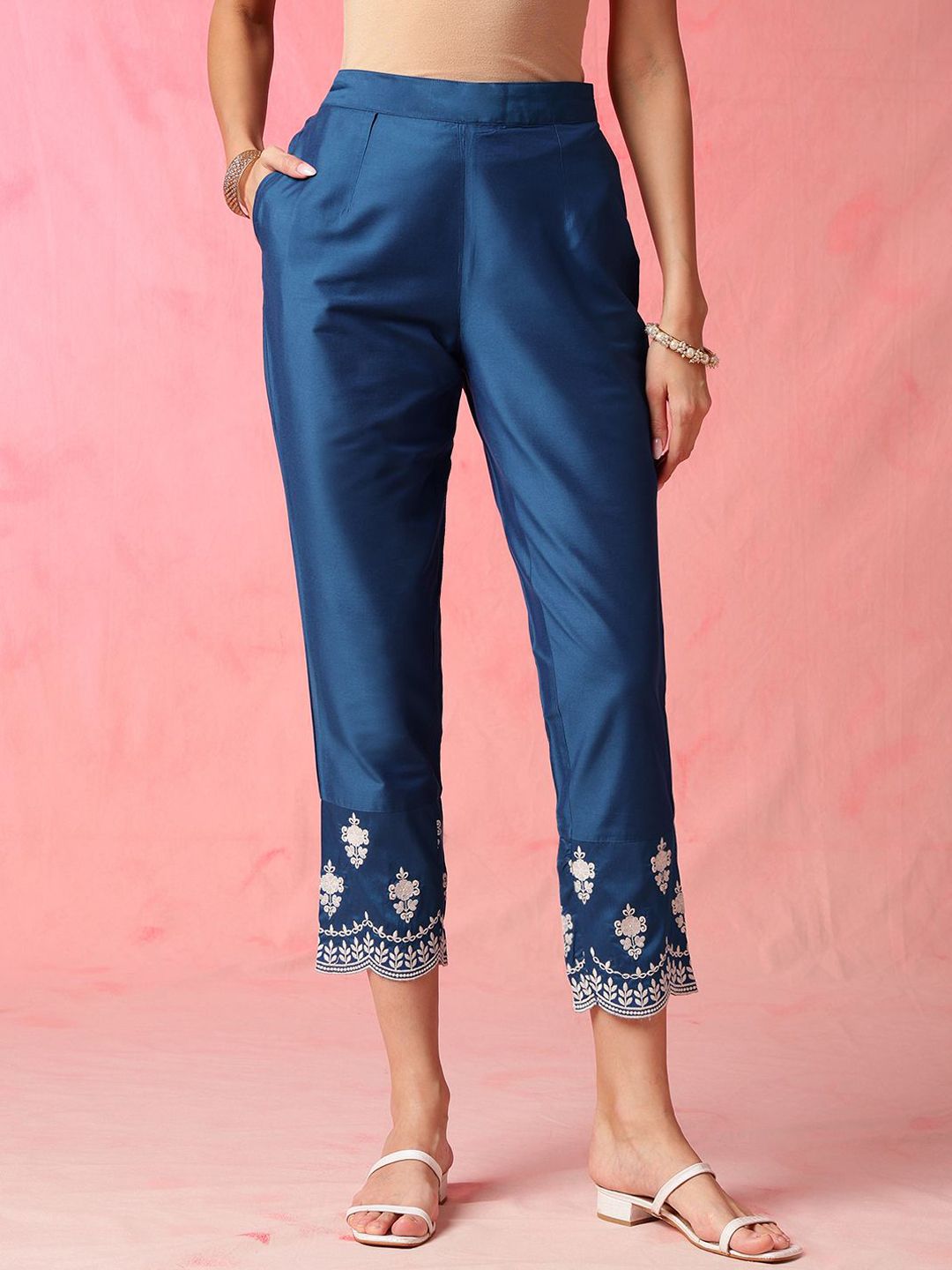 Anouk Blue Floral Embroidered Sweetheart Neck Straight Kurta With Trousers & Dupatta