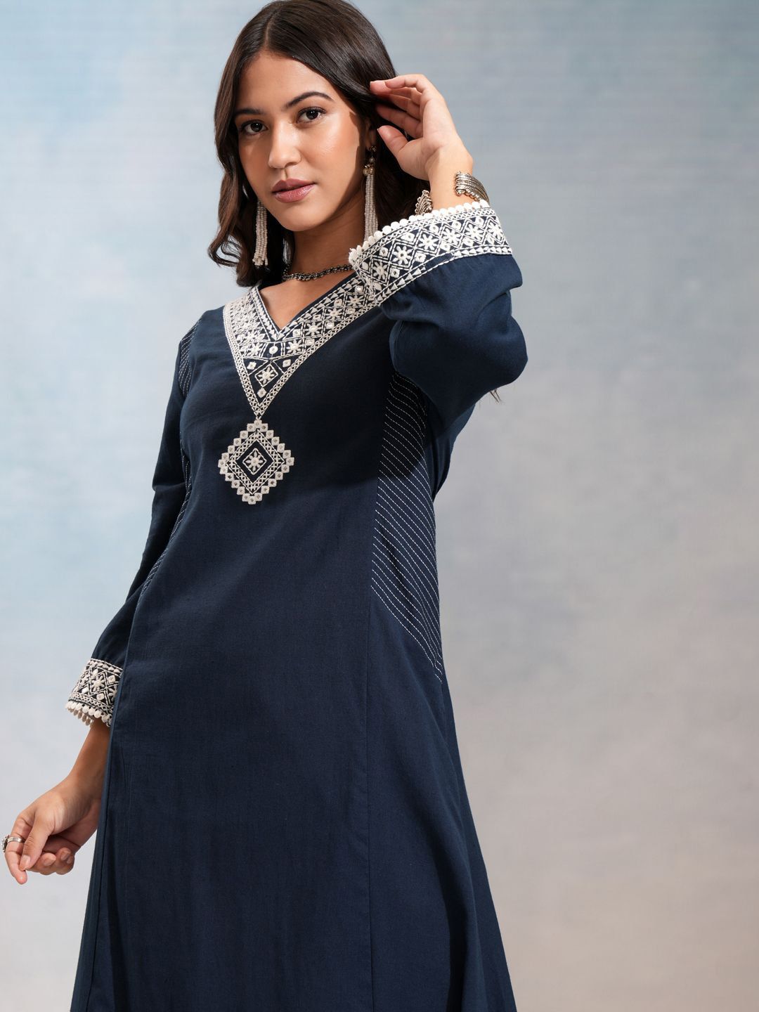 Vishudh Floral Embroidered V-Neck Panelled Mirror Work Kurta With Trousers