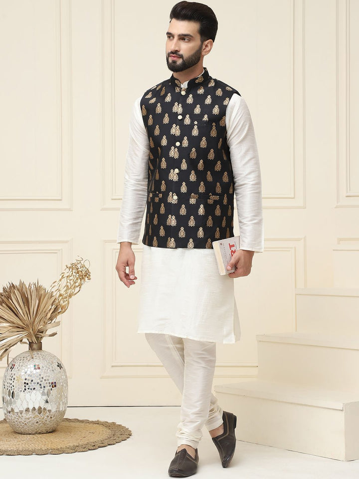 SOJANYA Mandarin Collar Kurta With Churidar & Nehru jacket