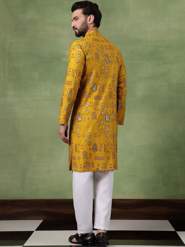 SOJANYA Men Bandhani Printed Kurta