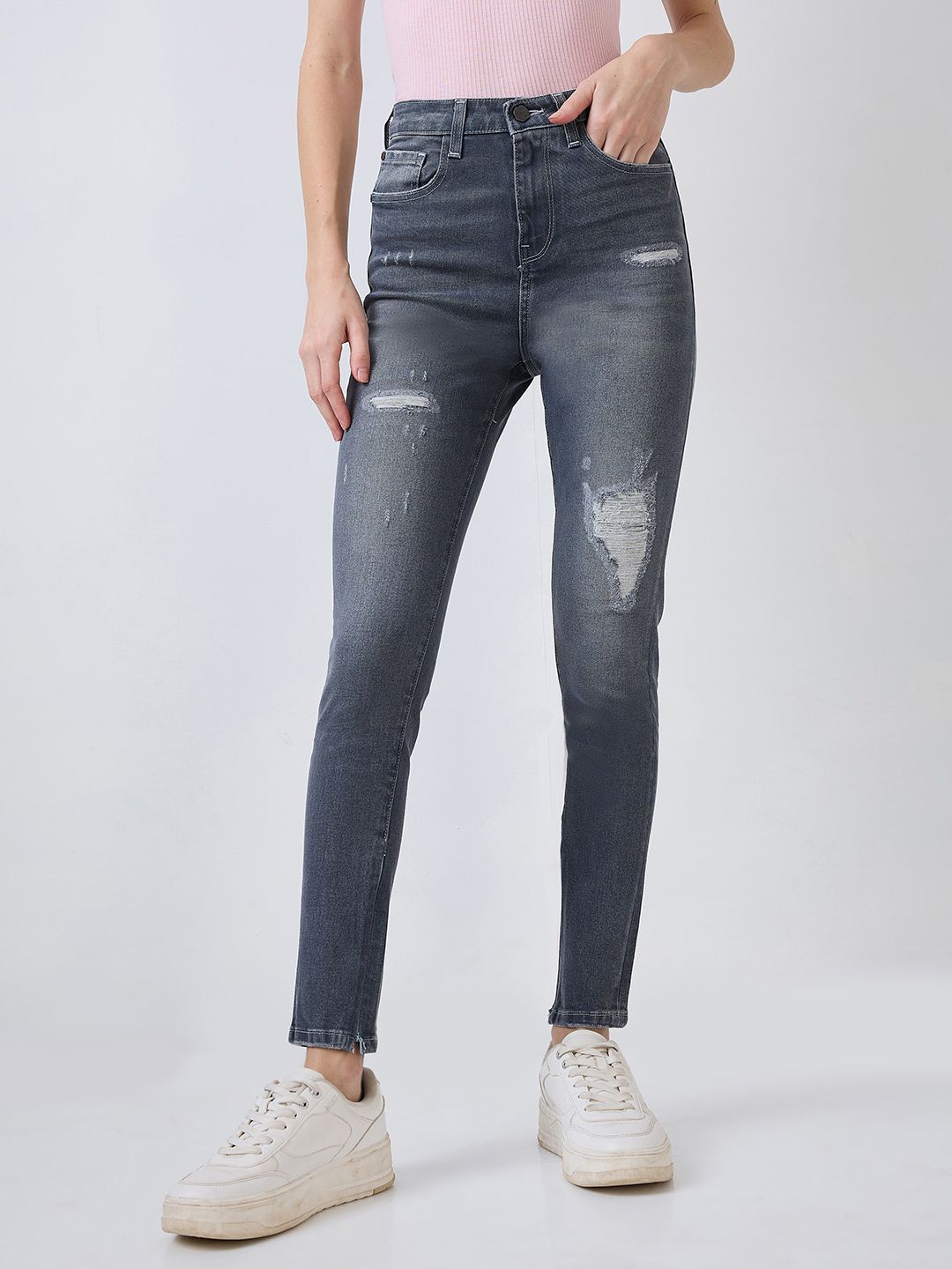 SPYKAR Women Slim Fit High-Rise Low Distress Heavy Fade Jeans
